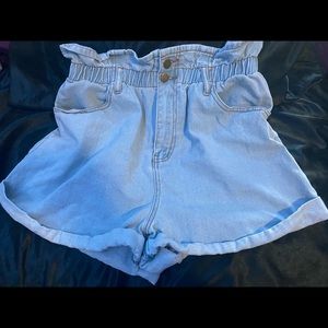 Pastel blue ruffle mom jean shorts